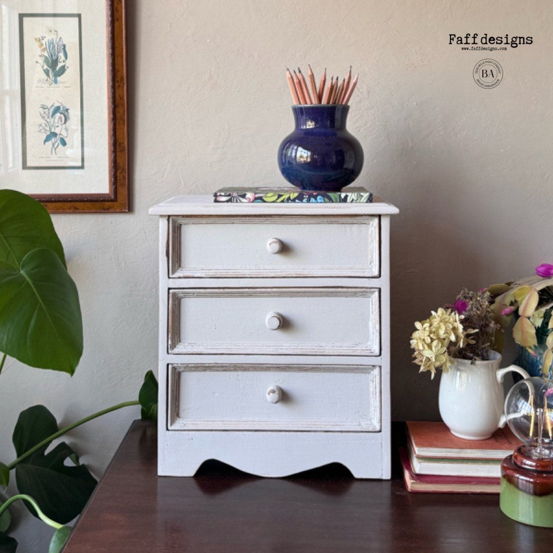 Glacier Silk All-in-One Mineral Paint