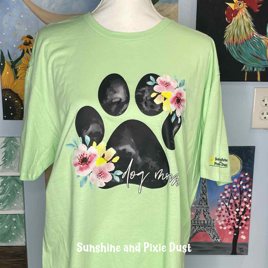 Dog Mom Mint Green T-Shirt, Soft Style, Unisex Fit
